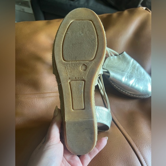 Gold leather Toni Pons Espadrille Sandals - Picture 3 of 4